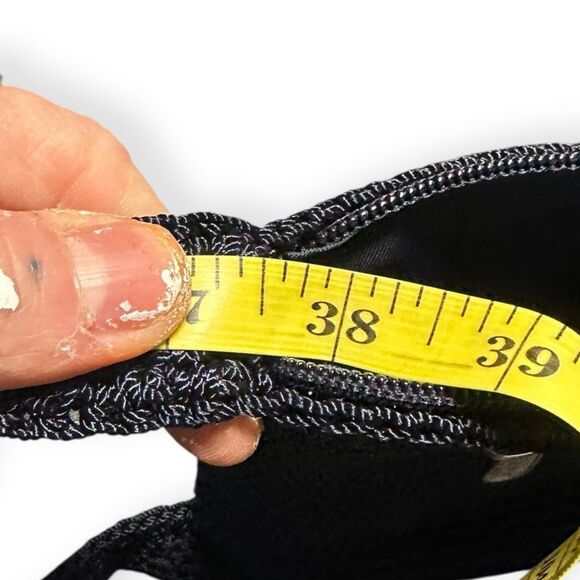 THE SAK Black Crochet Crossbody Shoulder Bag - Picture 7 of 8